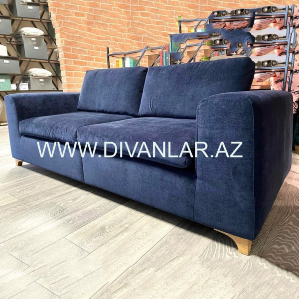 DIVAN